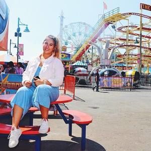 Meet your Posher, Angela